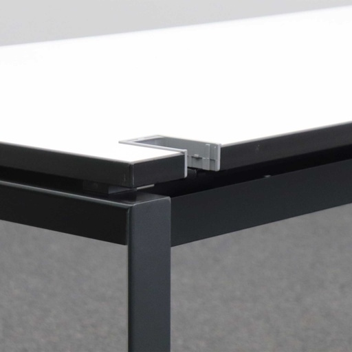 Schreibtische Steelcase FrameOne