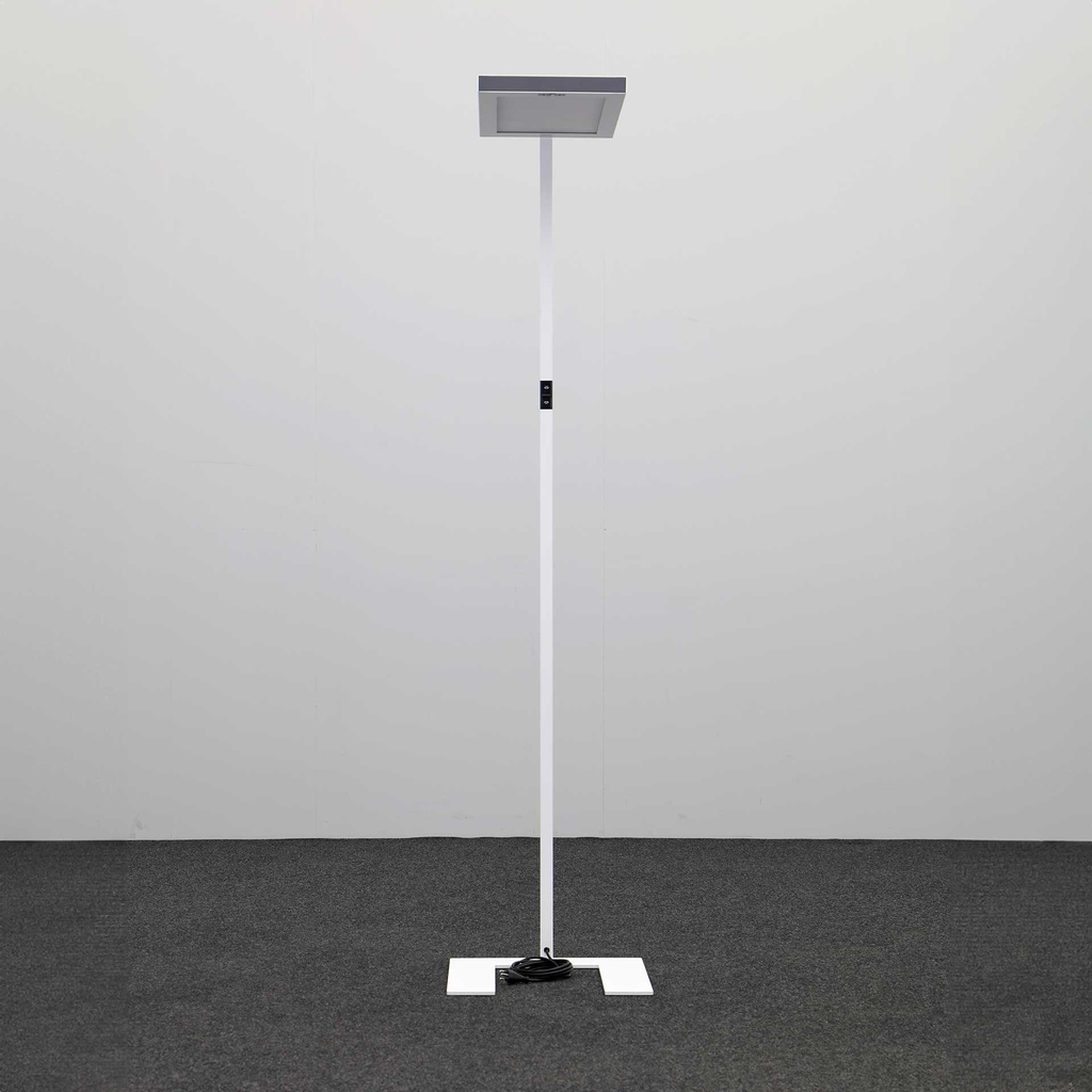 Stehlampen Waldmann Lavigo