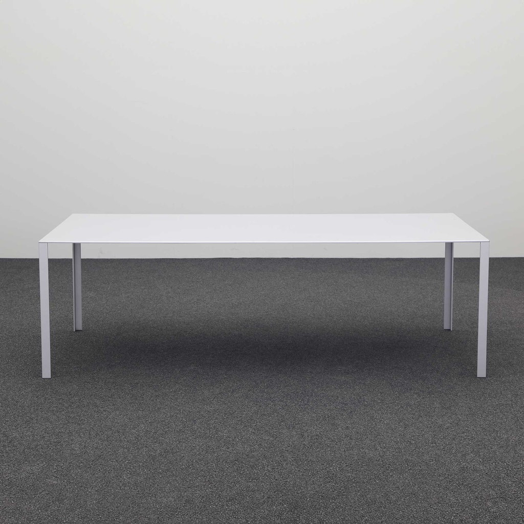 Tisch Less Less Jean Nouvel
