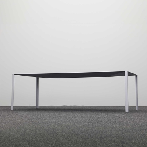 Tisch Less Less Jean Nouvel