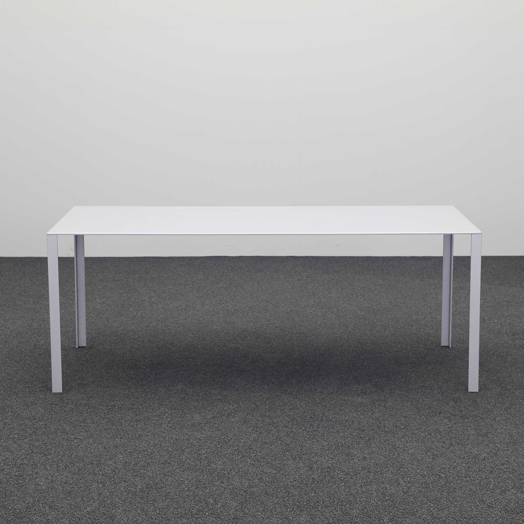 Tisch Less Less Jean Nouvel