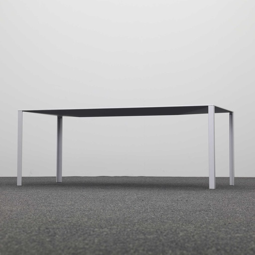Tisch Less Less Jean Nouvel