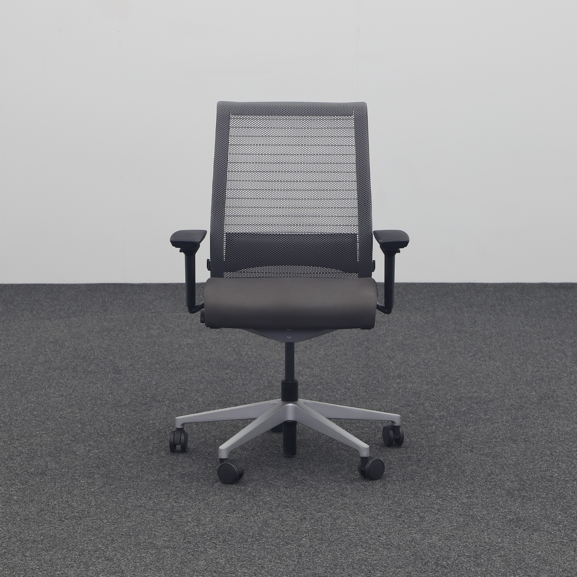 Bürodrehstühle Steelcase Think