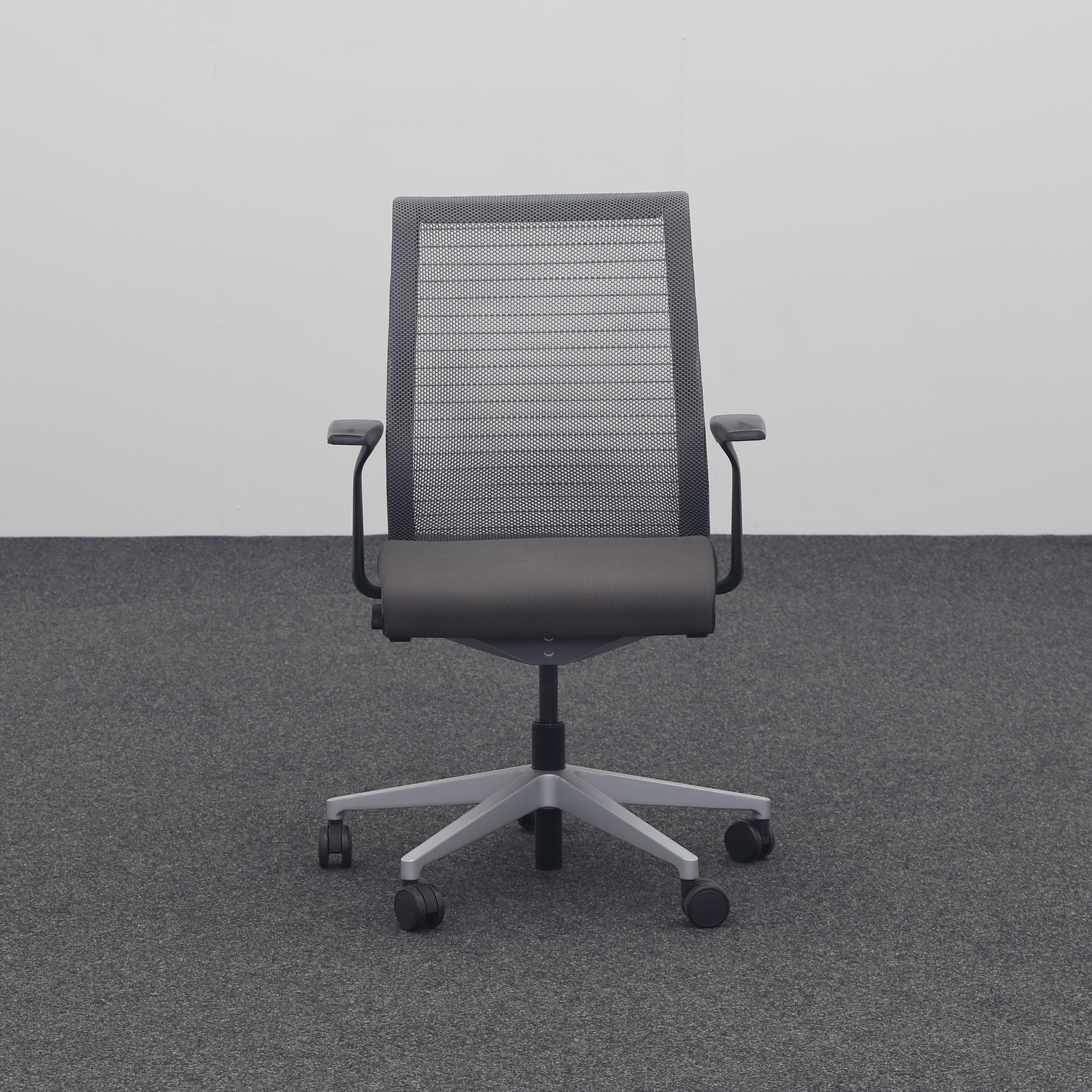 Bürodrehstühle Steelcase Think