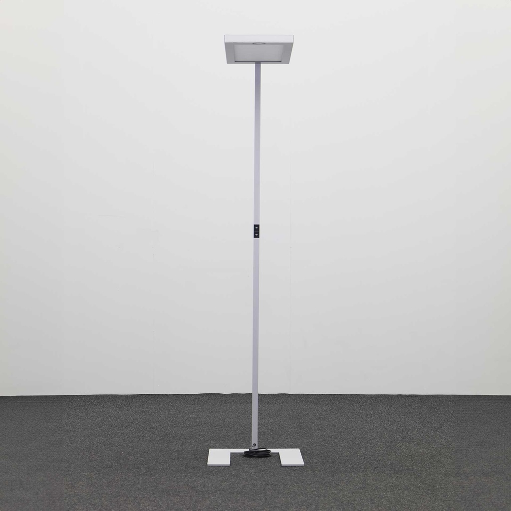 Stehlampen Waldmann Lavigo