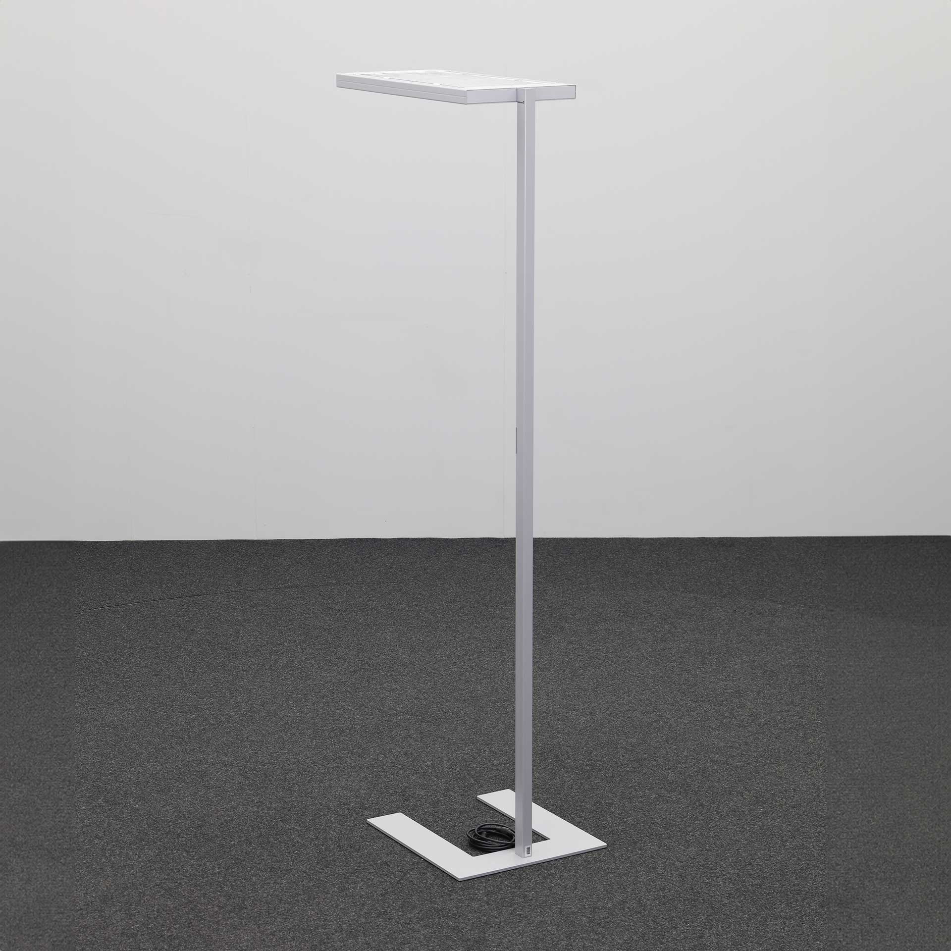 Stehlampen Waldmann Lavigo