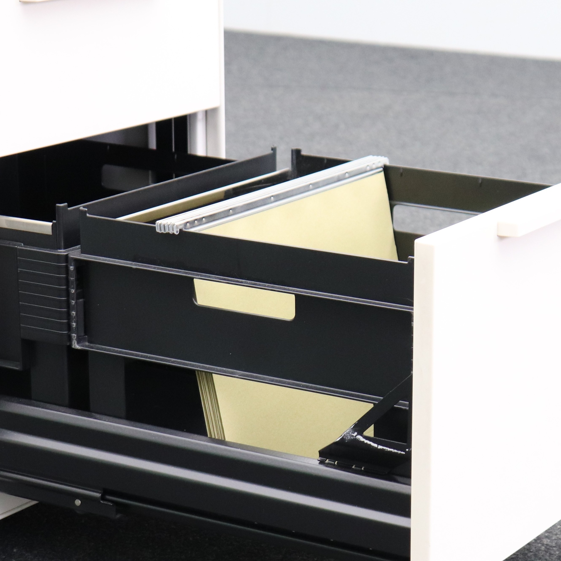 Rollcontainer Vitra MBE