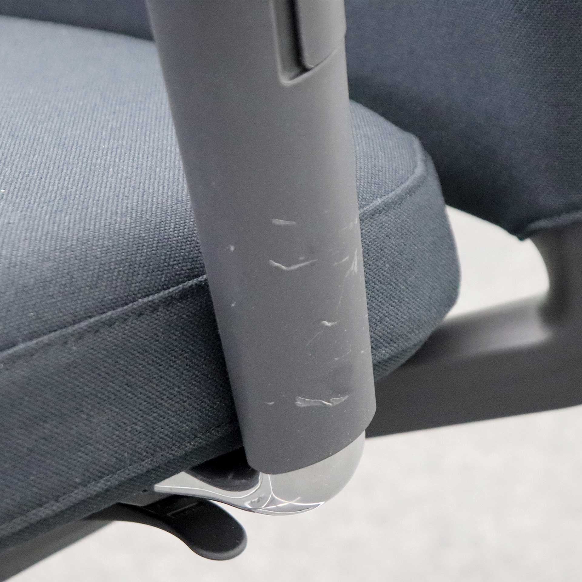 Bürohocker Vitra