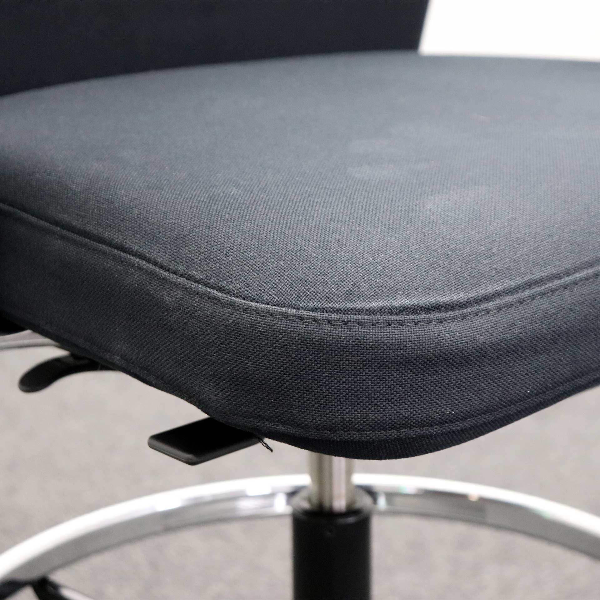 Bürohocker Vitra