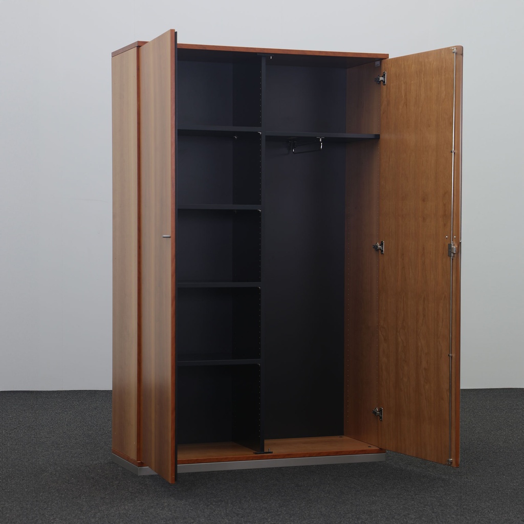 Garderobenschränke Steelcase