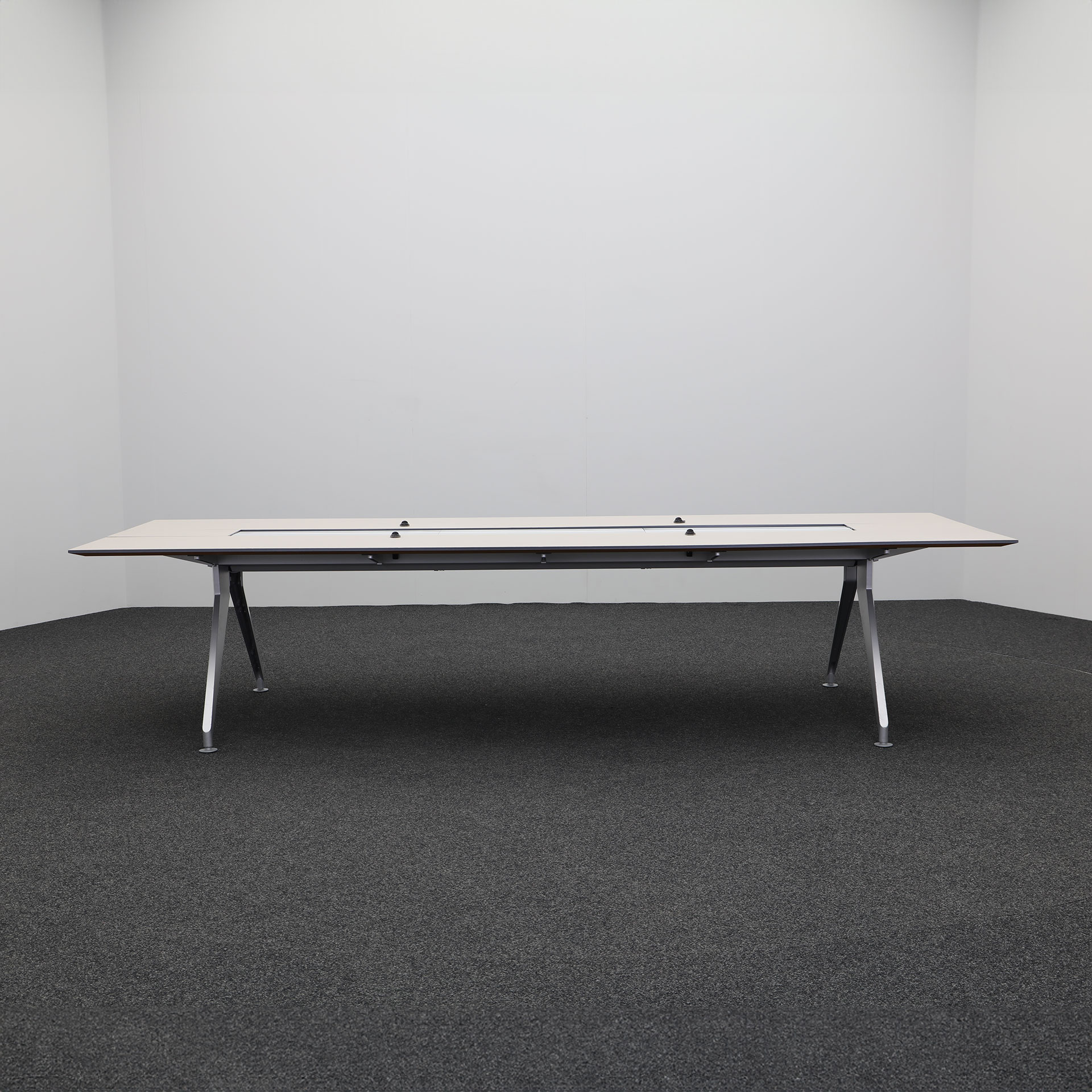 Konferenztische Steelcase