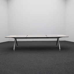 Konferenztische Steelcase