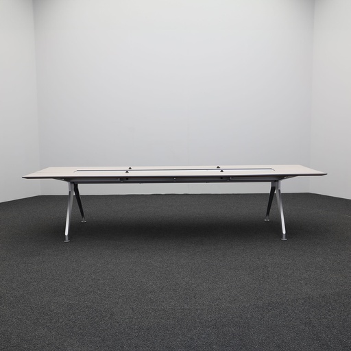 Konferenztische Steelcase
