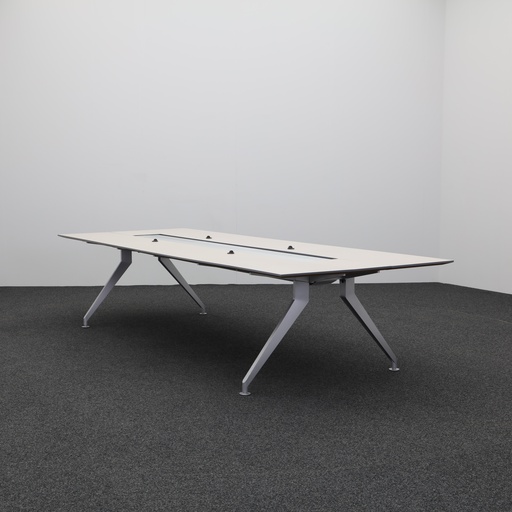 Konferenztische Steelcase