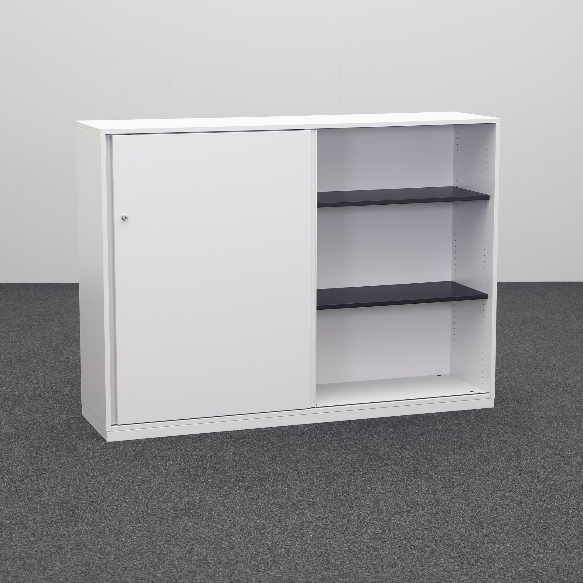 Schiebetürschränke Steelcase