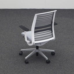 Konferenzstühle Steelcase Think