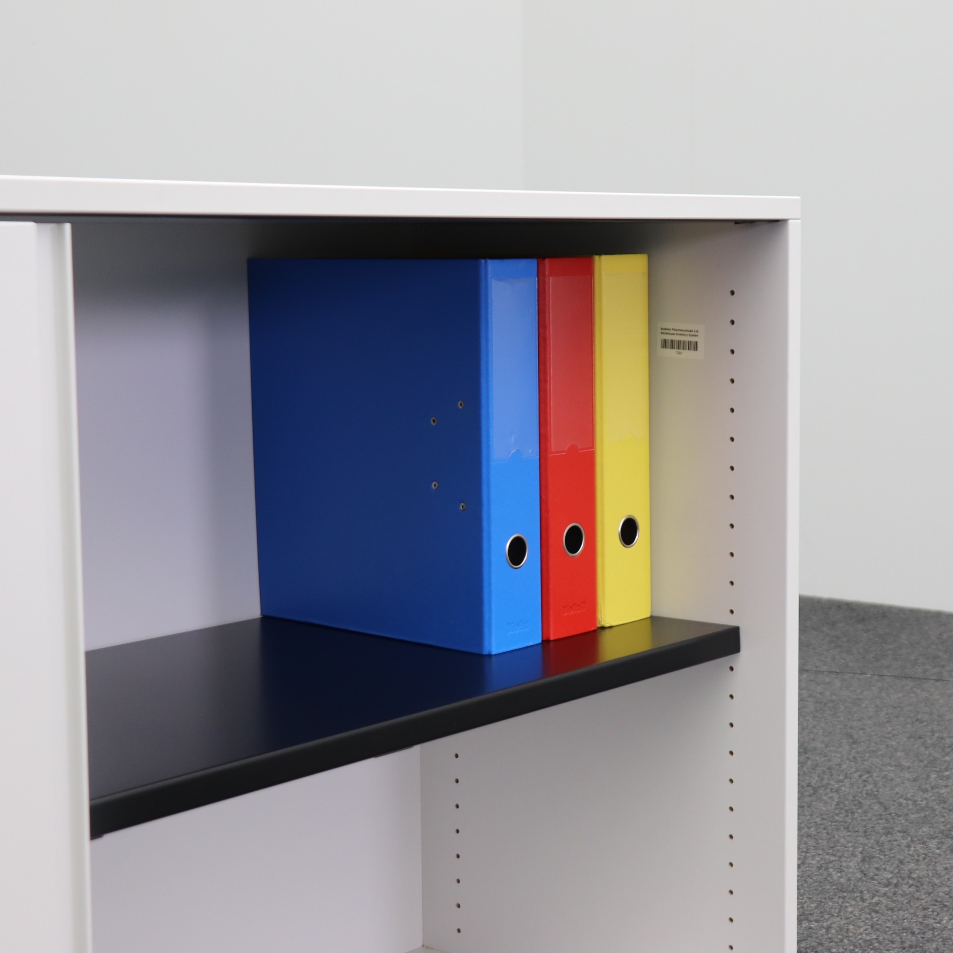 Schiebetürschränke Steelcase