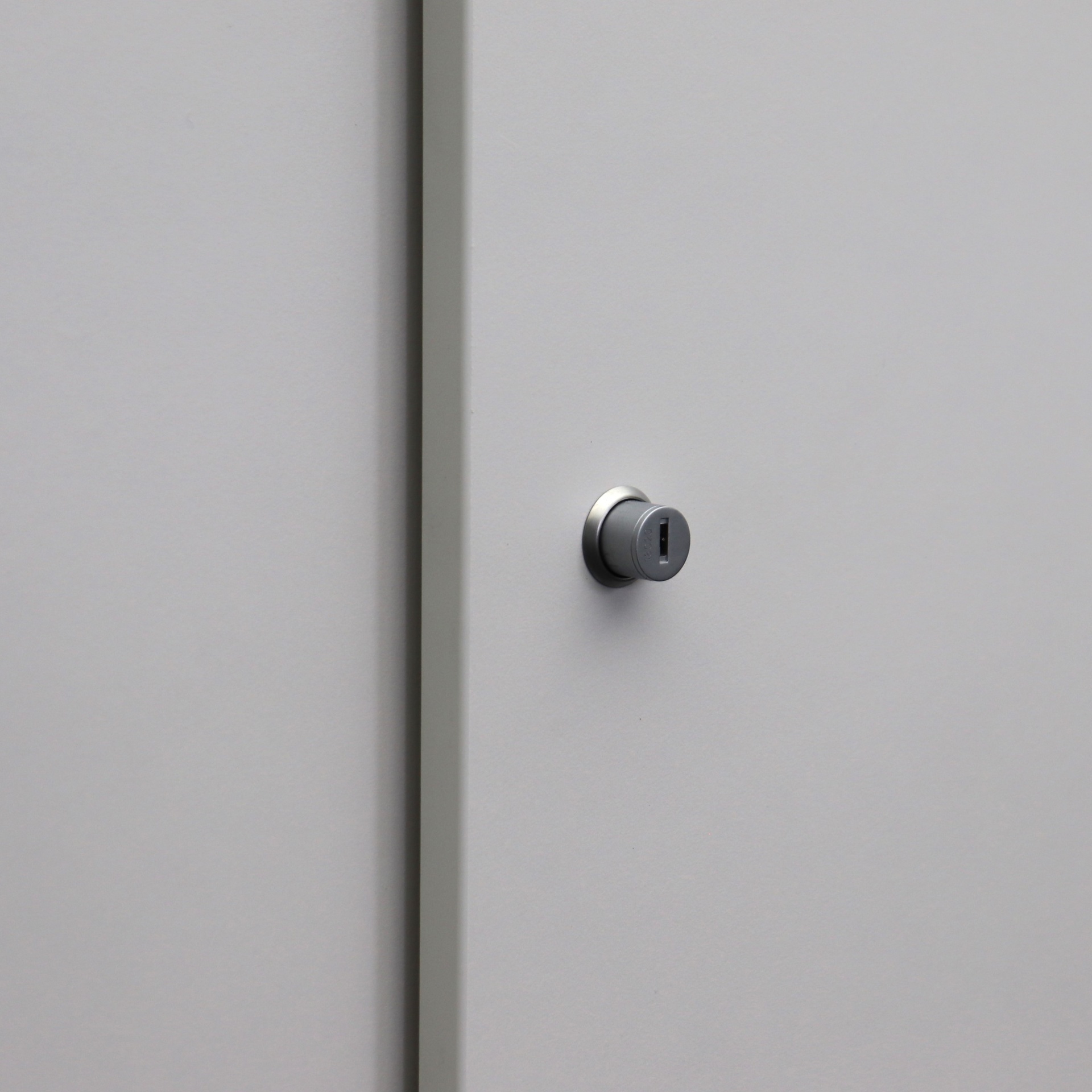 Schiebetürschränke Steelcase
