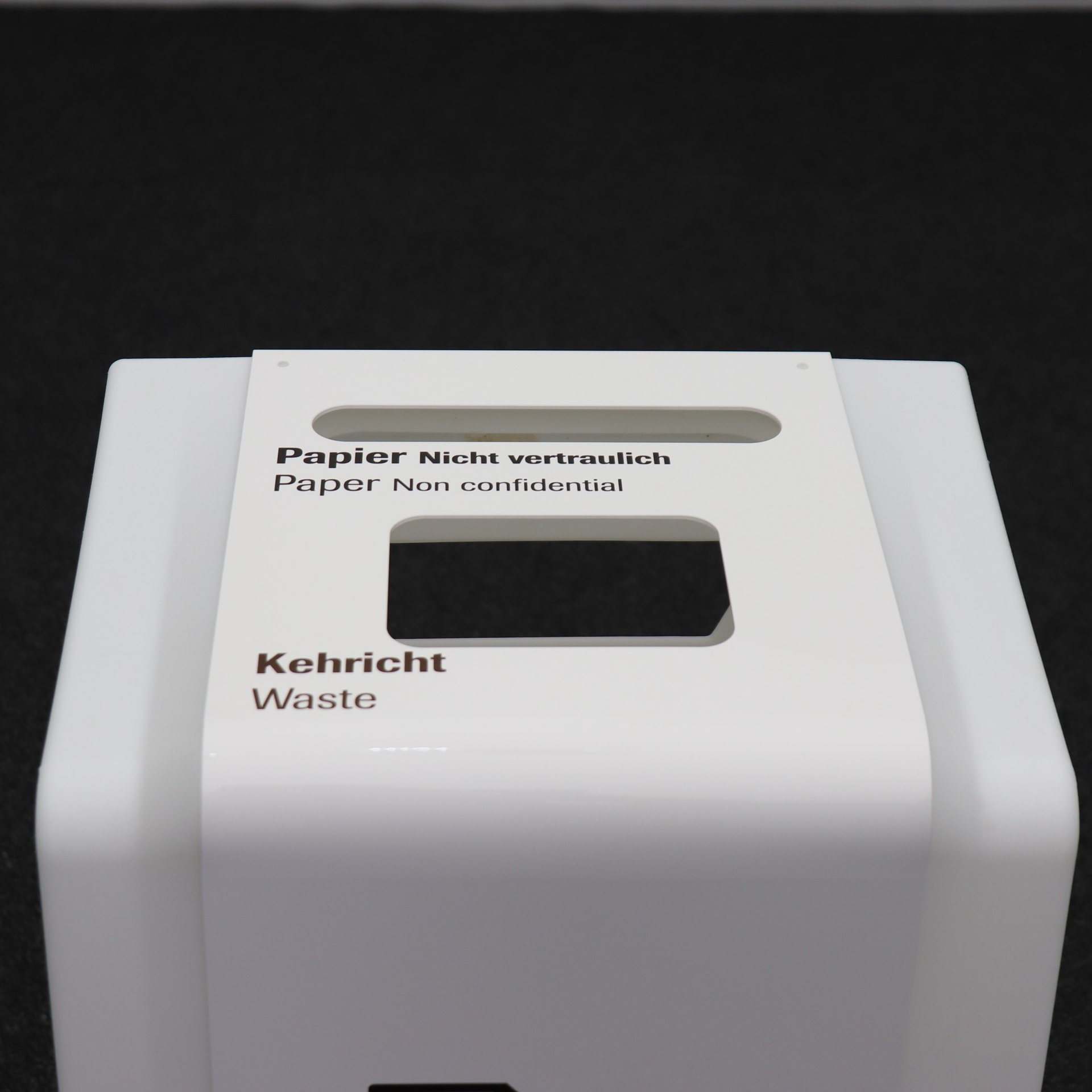 Abfalleimer Kehricht / Papier