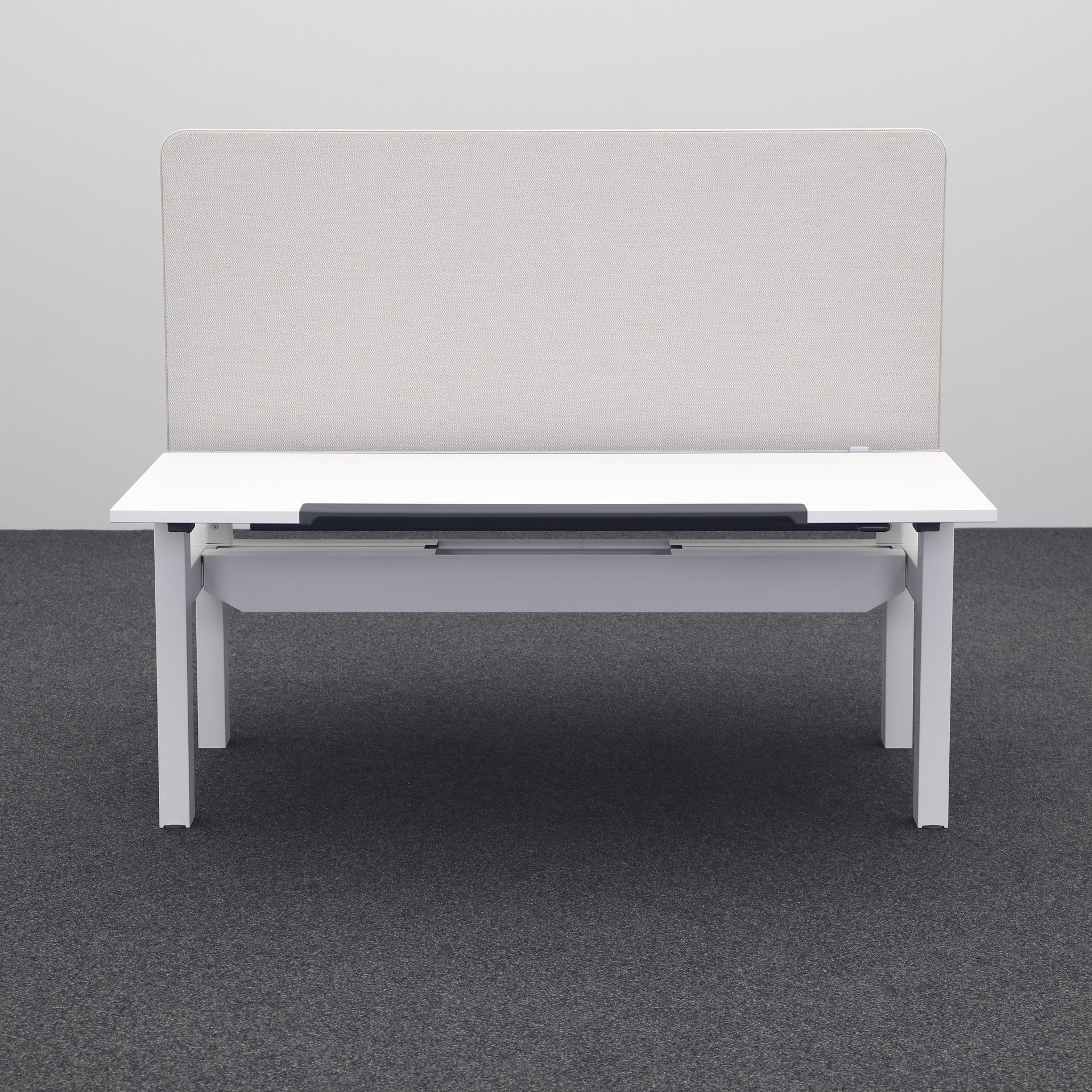 Stehtisch Steelcase Ology