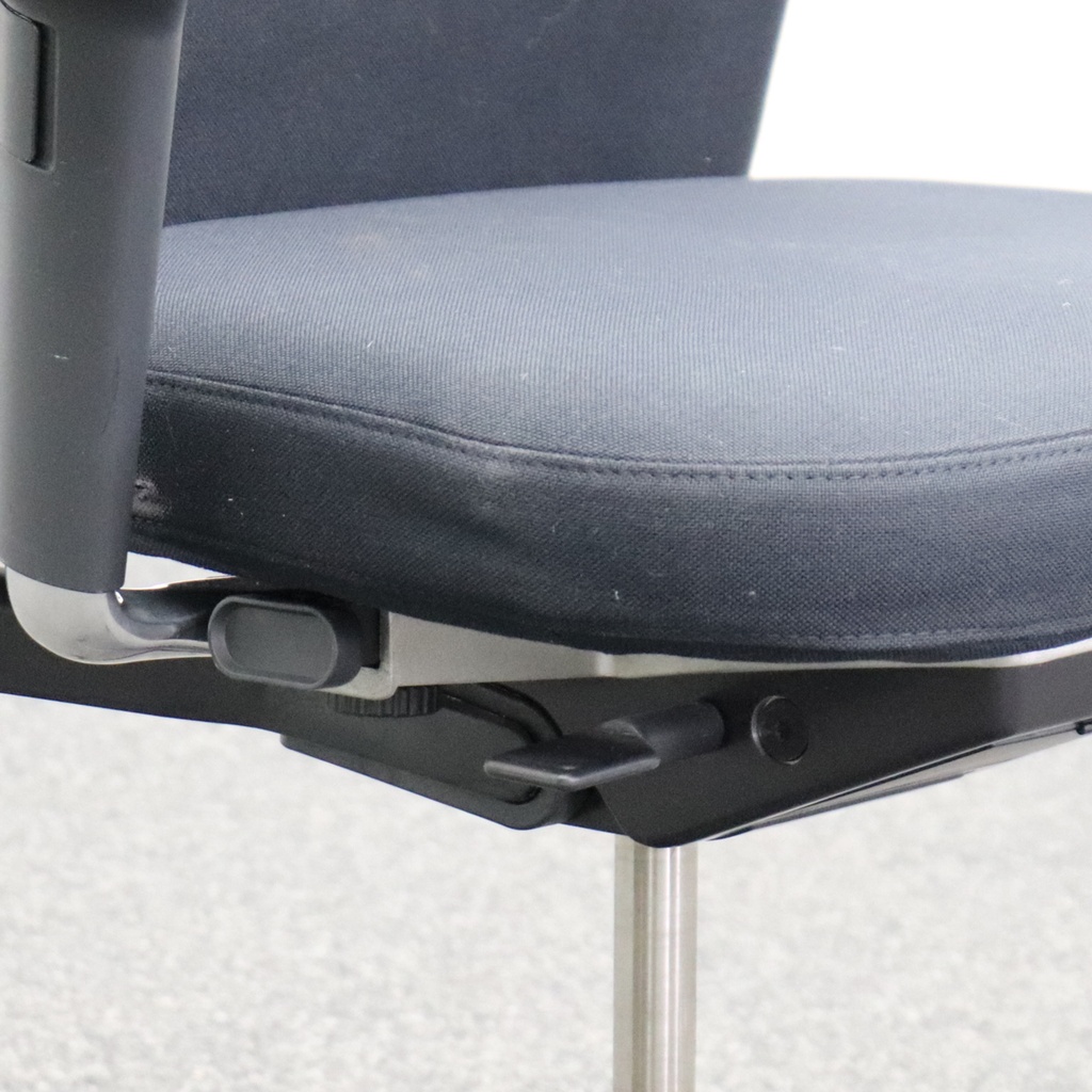 Drehstuhl Vitra ID Trim