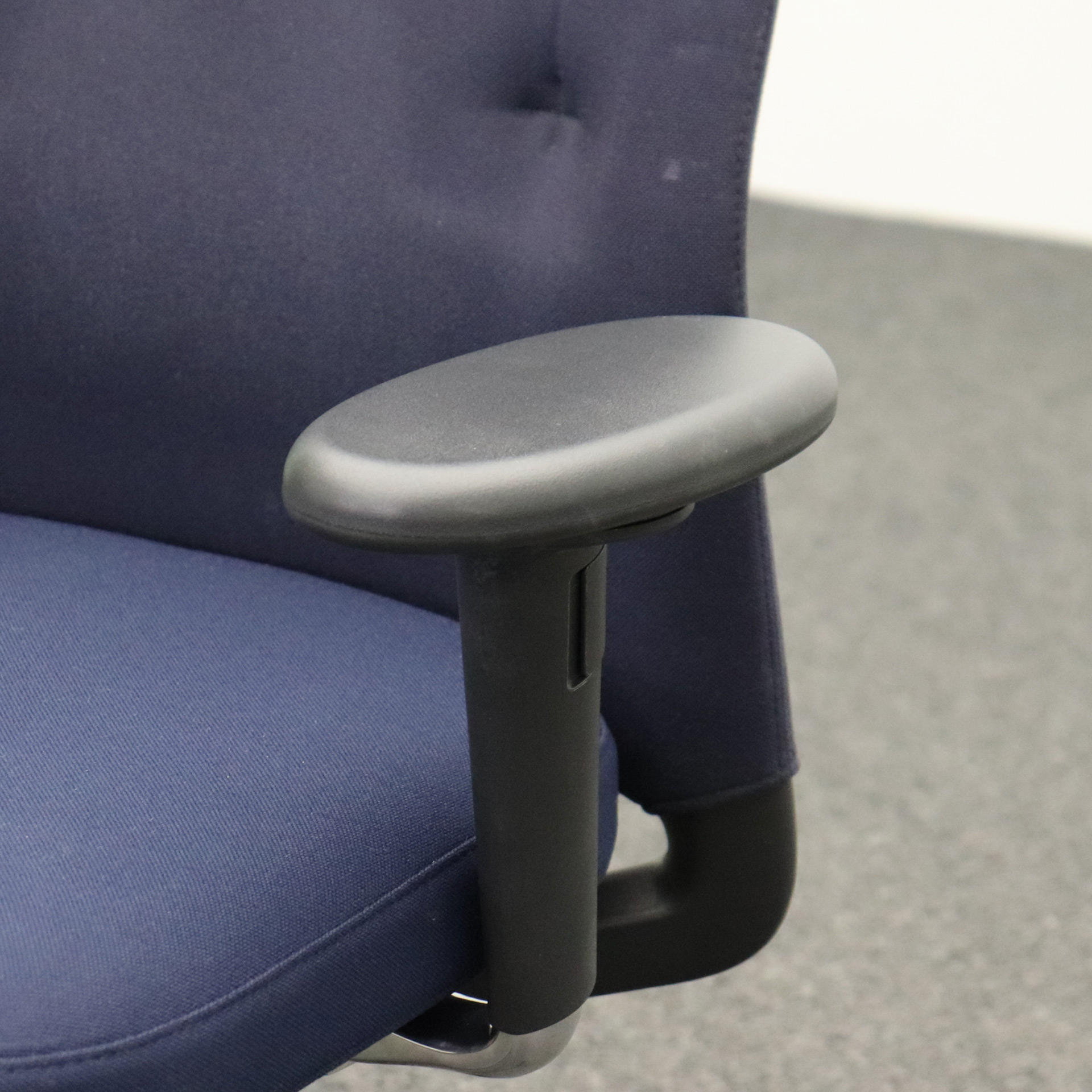 Drehstuhl Vitra ID Trim L