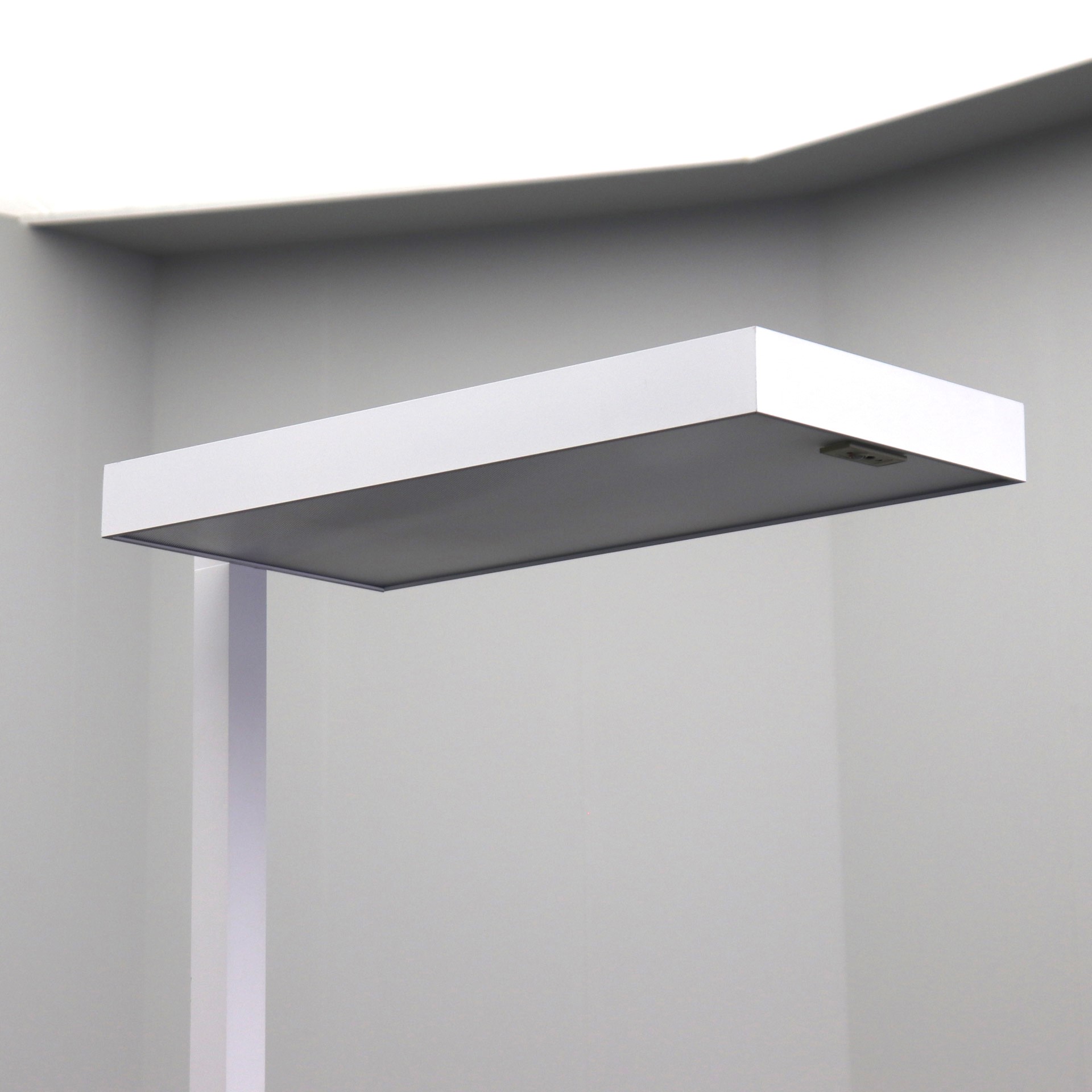 Stehleuchte Lightnet Cubic