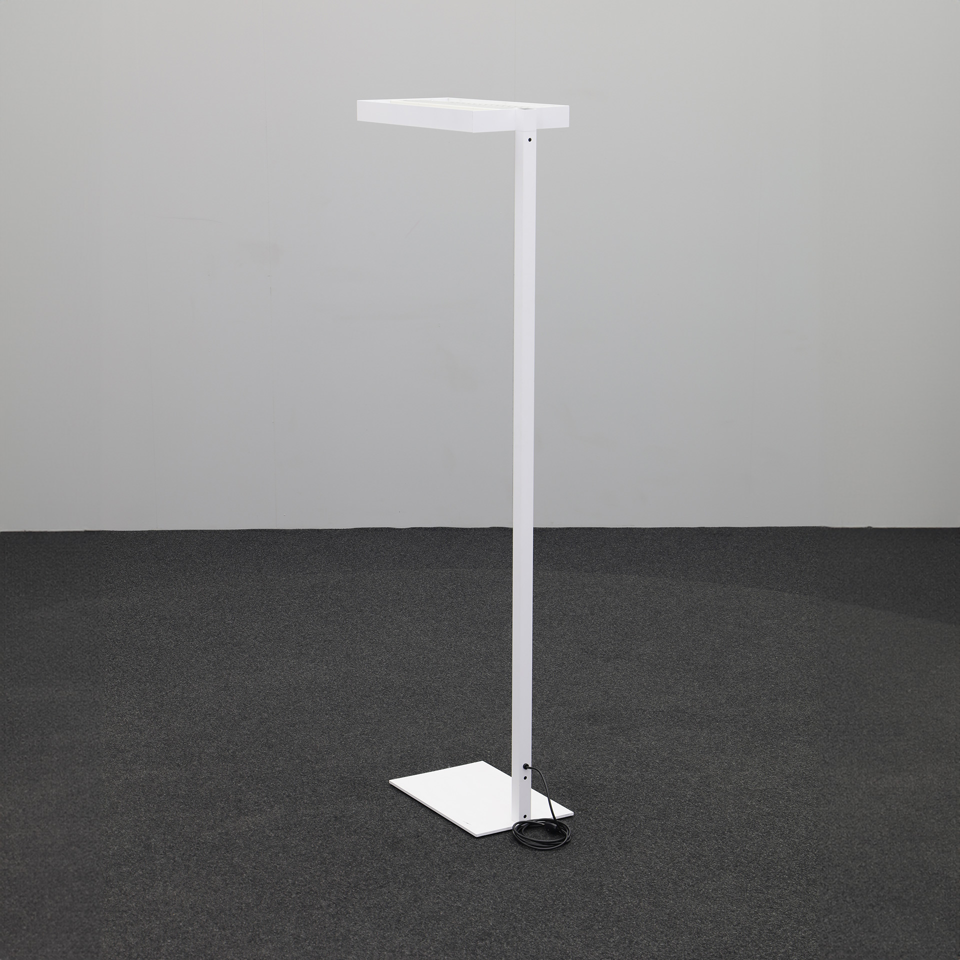 Stehleuchte Lightnet Cubic
