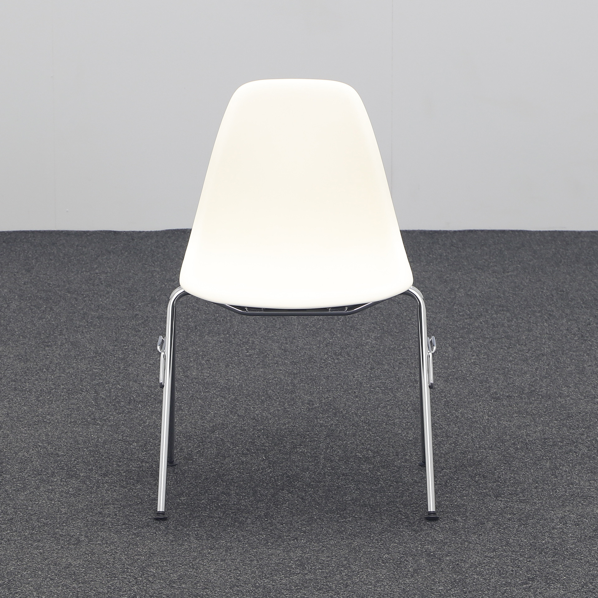  Vitra Eames Plasic Side Chair DSS