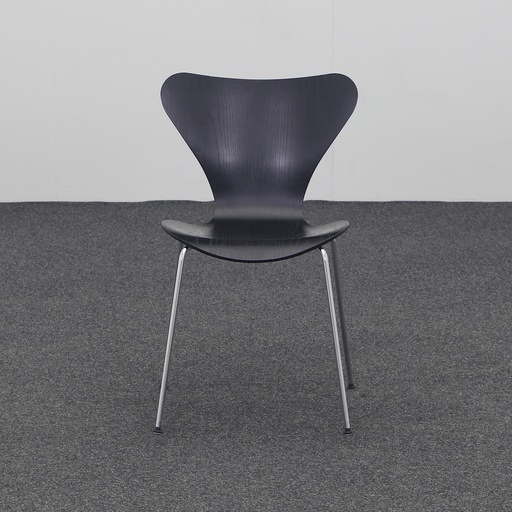 4-Fuss Stühle Fritz Hansen Serie 7