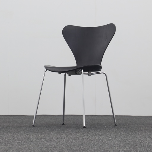 4-Fuss Stühle Fritz Hansen Serie 7
