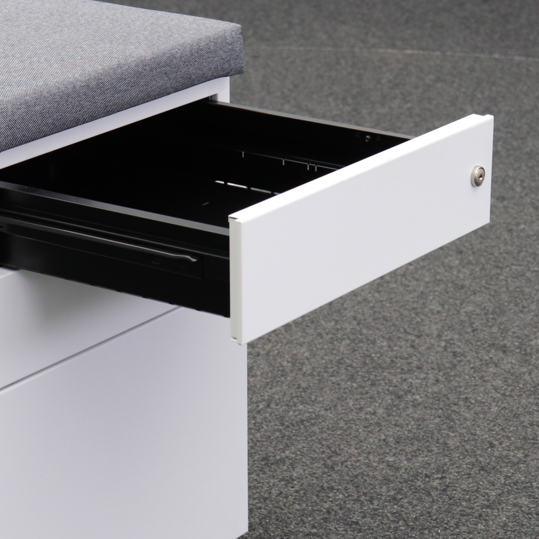 Rollcontainer Bisley Note