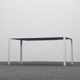 Tisch Less Less Jean Nouvel