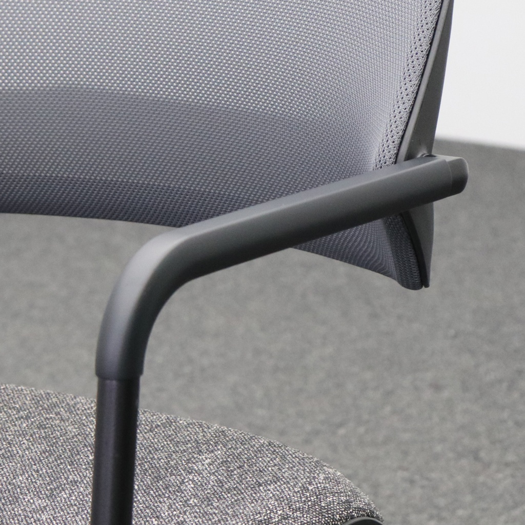 4-Fuss Stuhl Steelcase QiVi