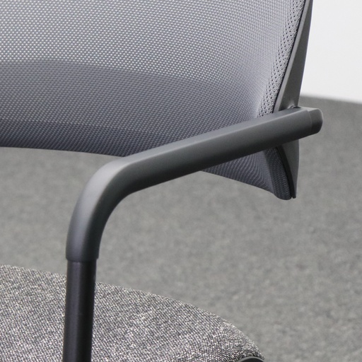 4-Fuss Stuhl Steelcase QiVi