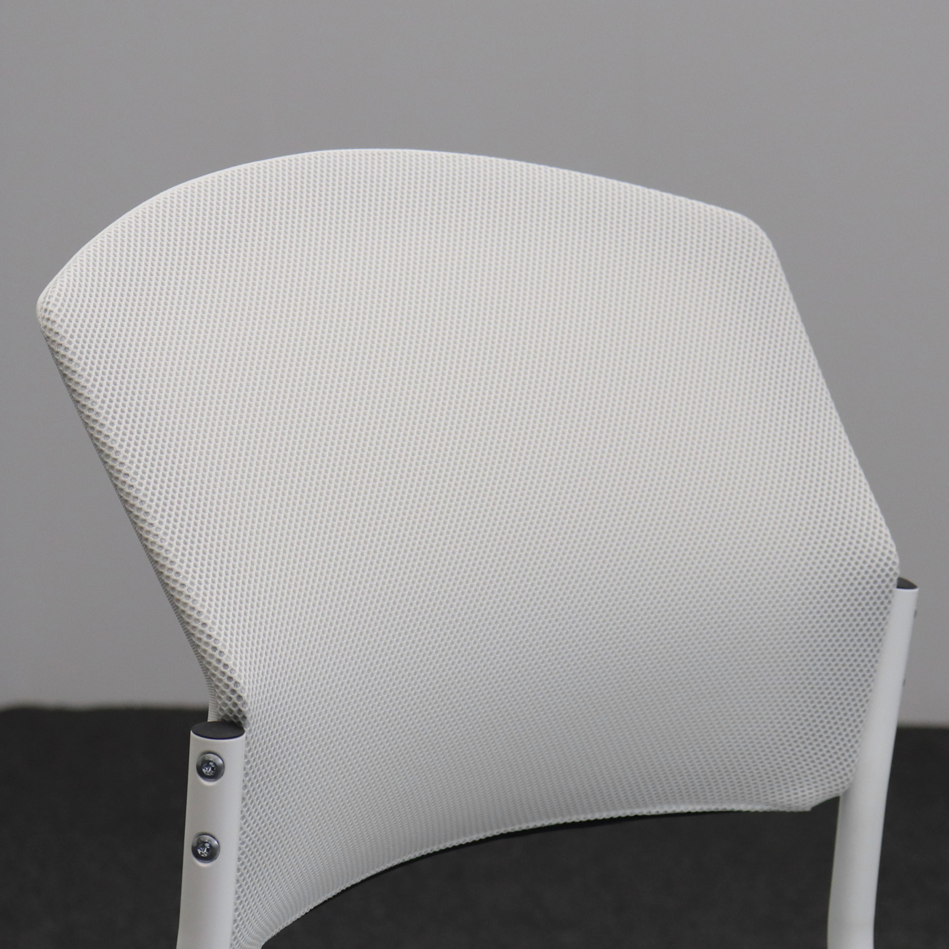 Freischwinger Sitag EL100
