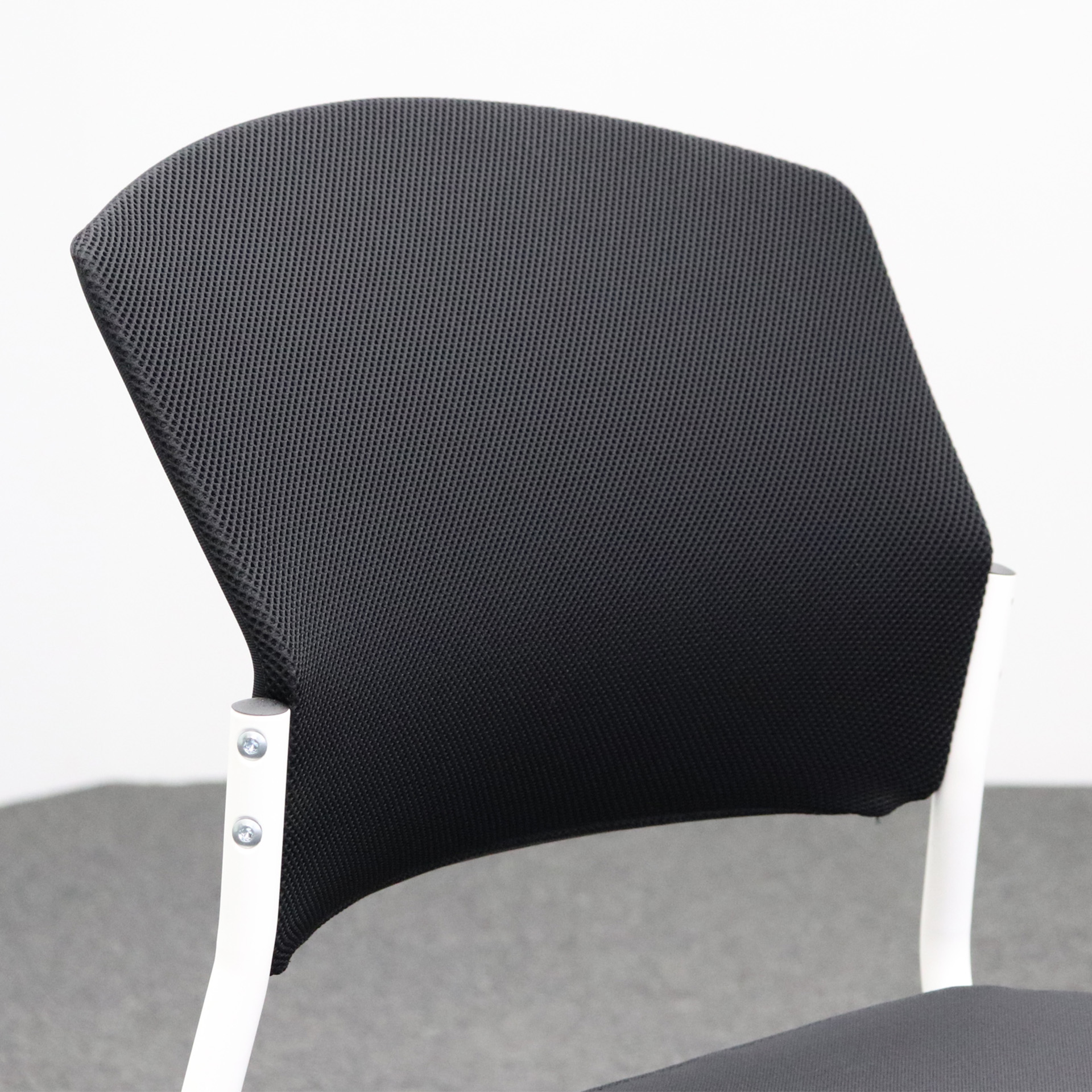Freischwinger Sitag EL100