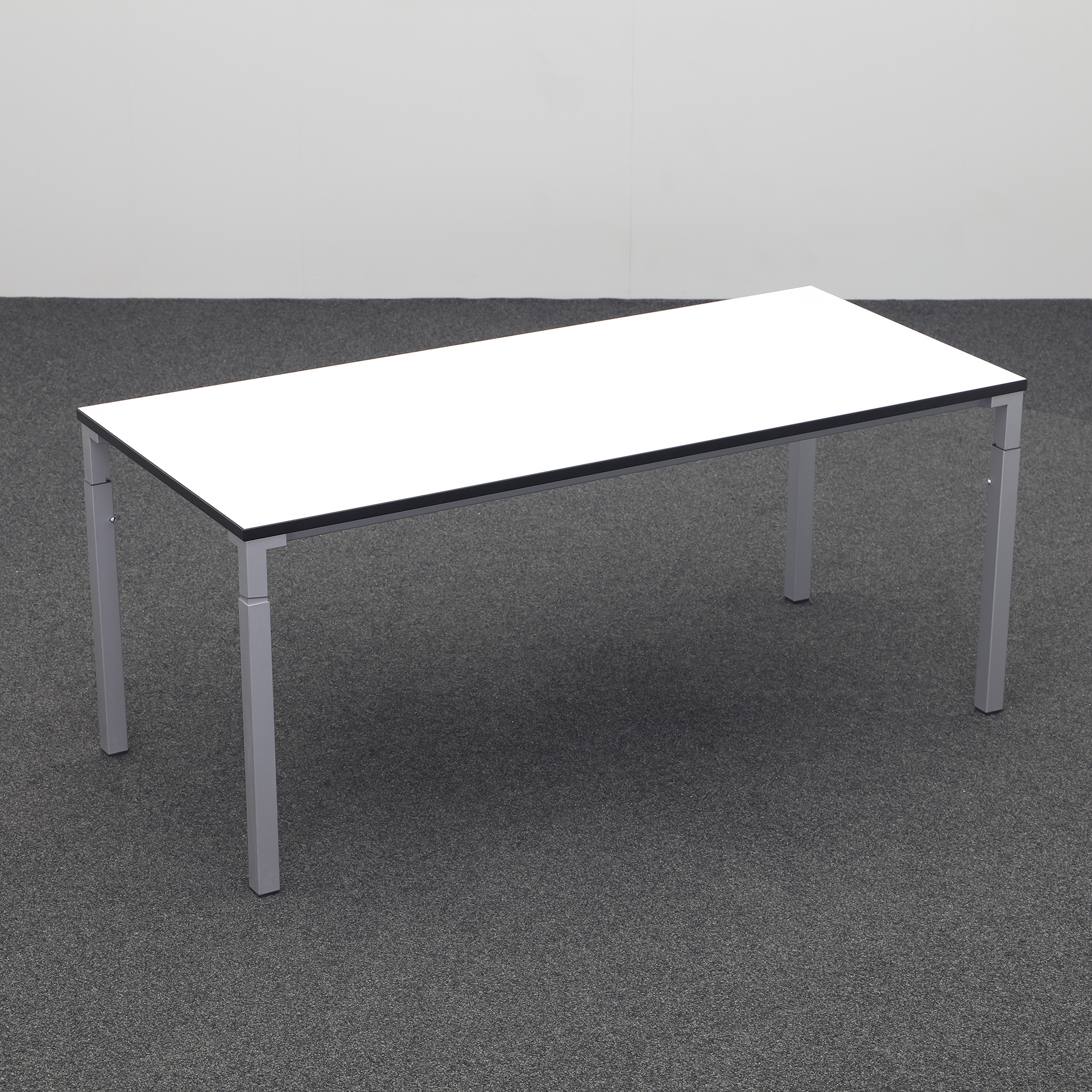 Besprechungstisch Steelcase Kalidro