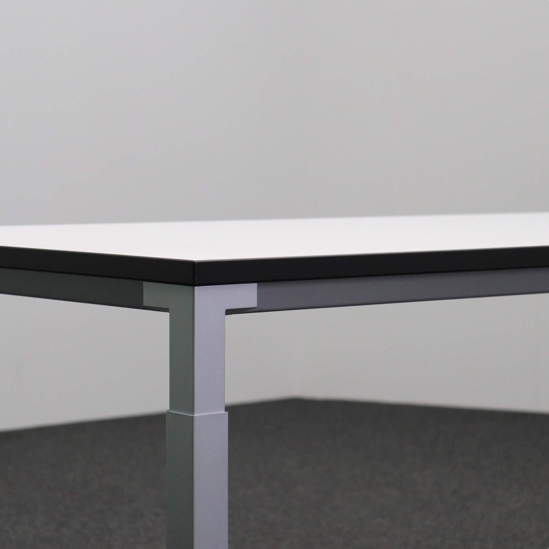 Besprechungstisch Steelcase Kalidro