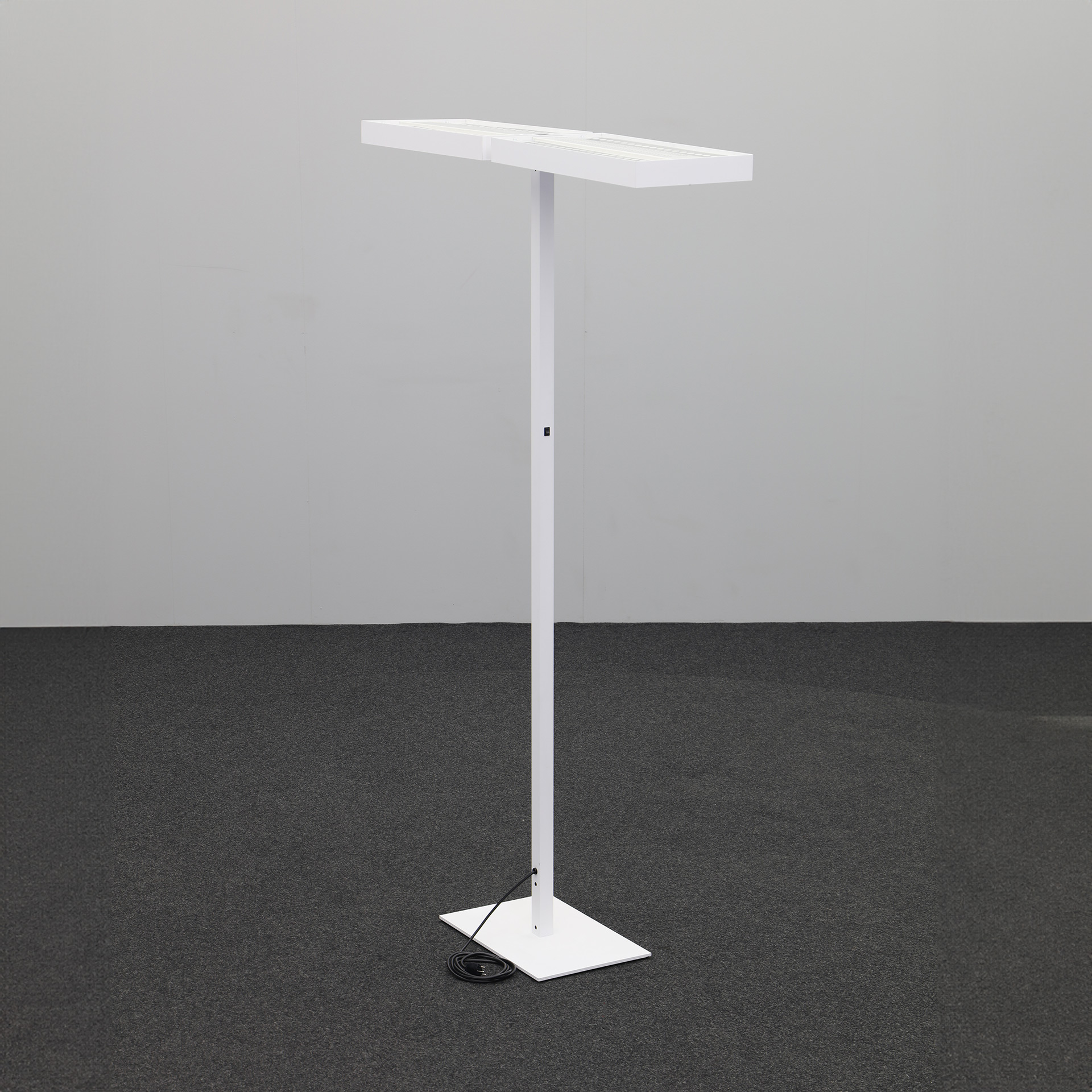 Doppelarbeitsplatz Stehleuchte Lightnet Cubic
