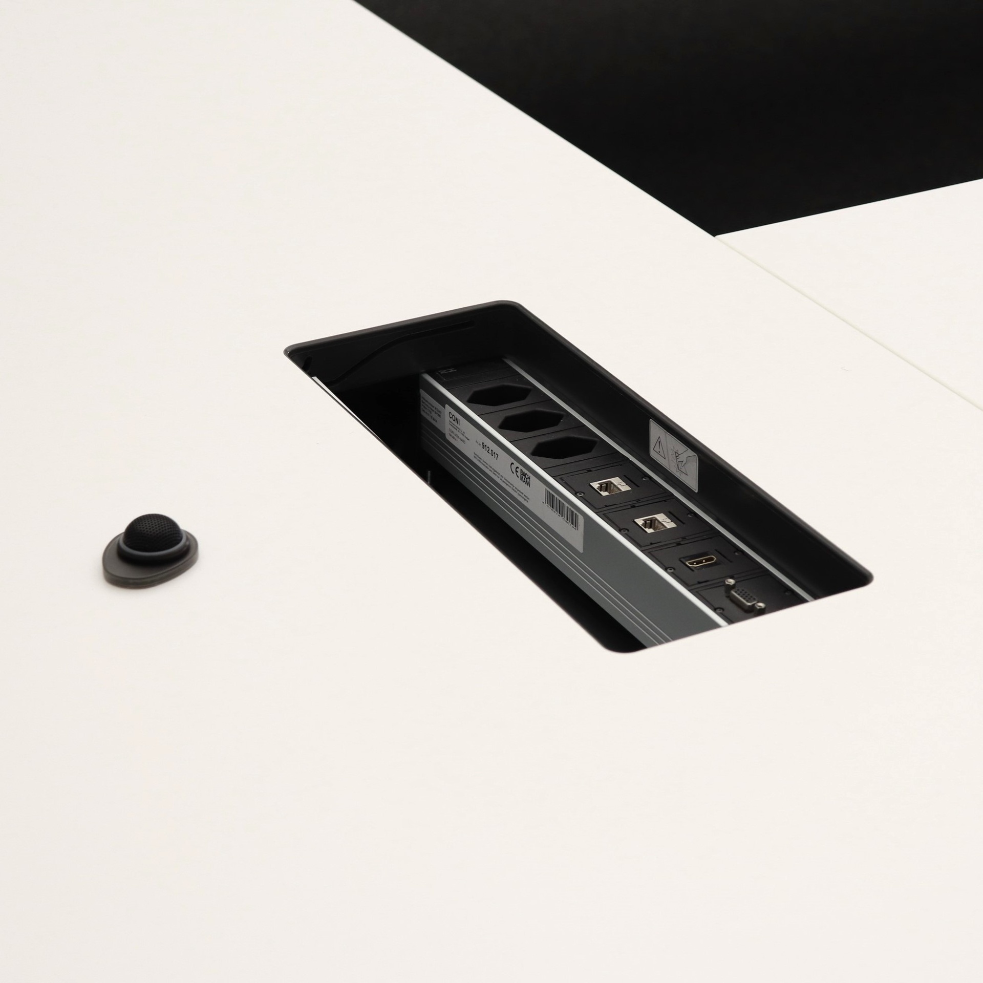 Grosser Konferenztisch Steelcase