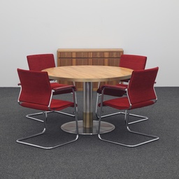 Nussbaum Konferenztisch Set mit Wilkhahn Stühlen & Sideboard