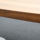 Konferenztisch Bootsförmig Nussbaum mit Wilkhahn Stühlen und Sideboard