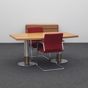 Konferenztisch mit Sideboard in Nussbaum mit Wilkhahn Stühlen