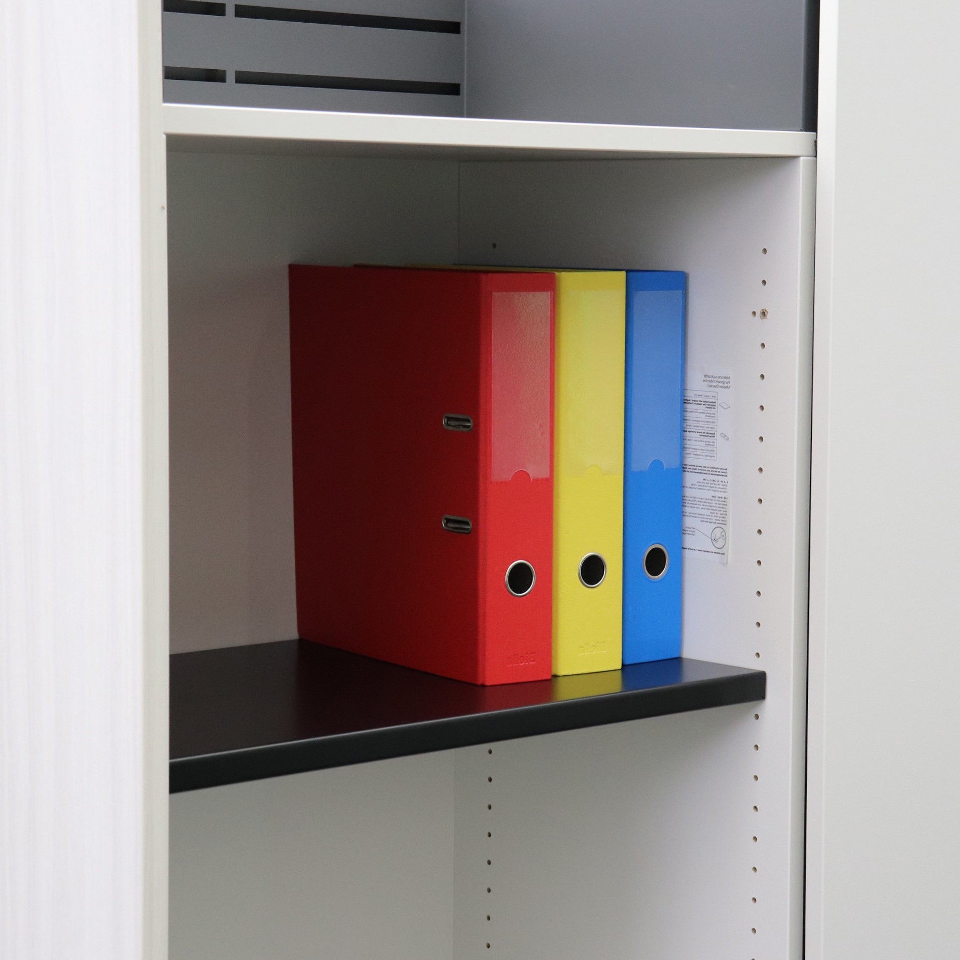 Hochcontainer Steelcase links öffnend