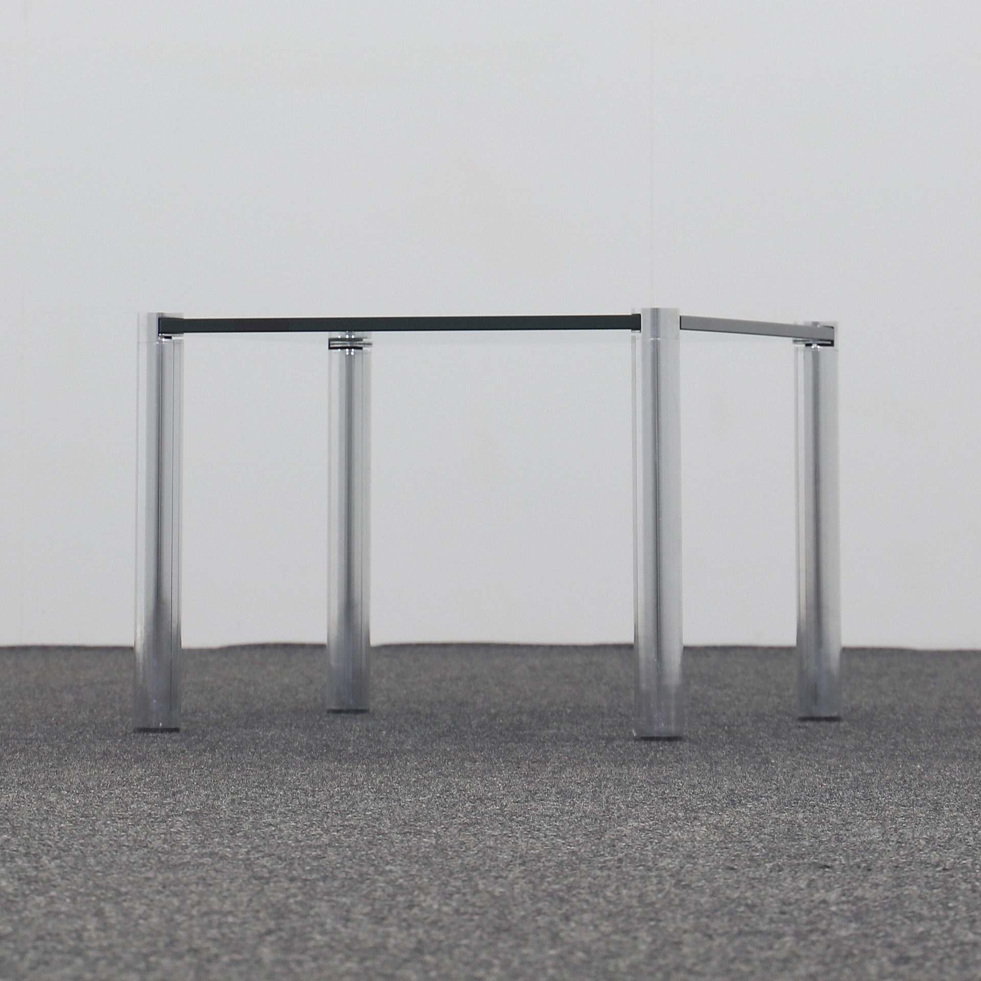 Quadratischer Salontisch aus Glas