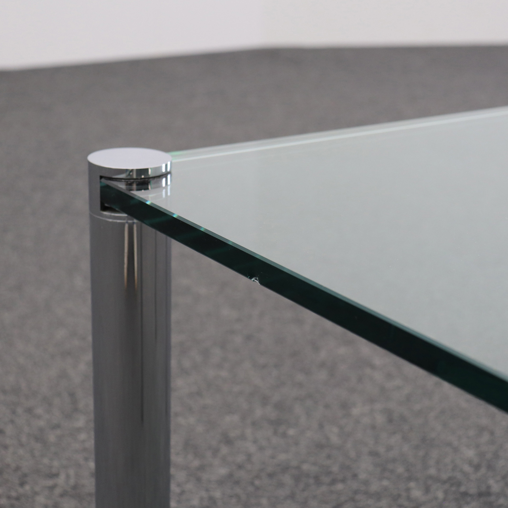 Quadratischer Salontisch aus Glas