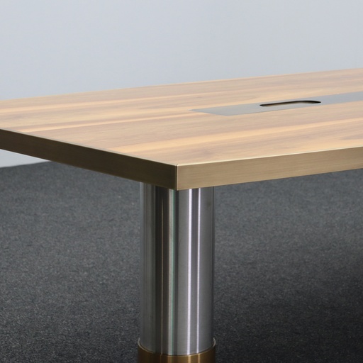 Konferenztisch Bootsförmig Nussbaum mit Wilkhahn Stühlen