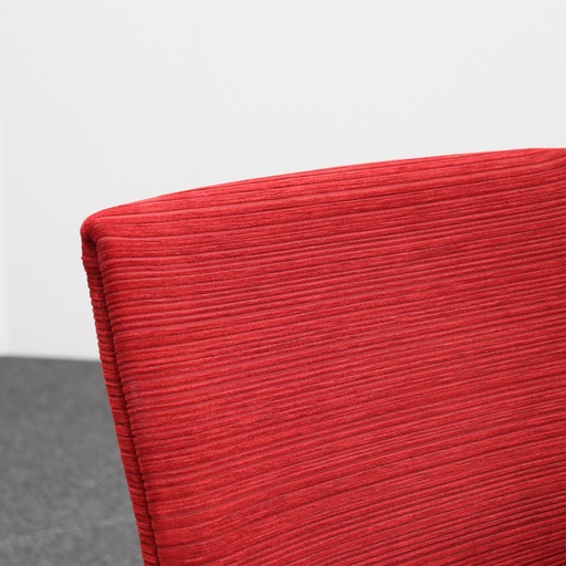 Konferenztisch Bootsförmig Nussbaum mit Wilkhahn Stühlen