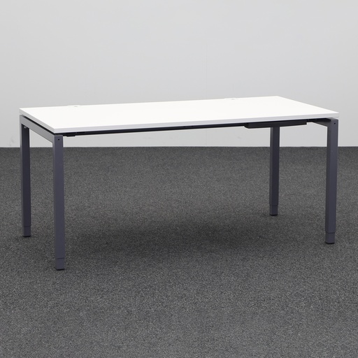Schreibtische Steelcase FrameFour